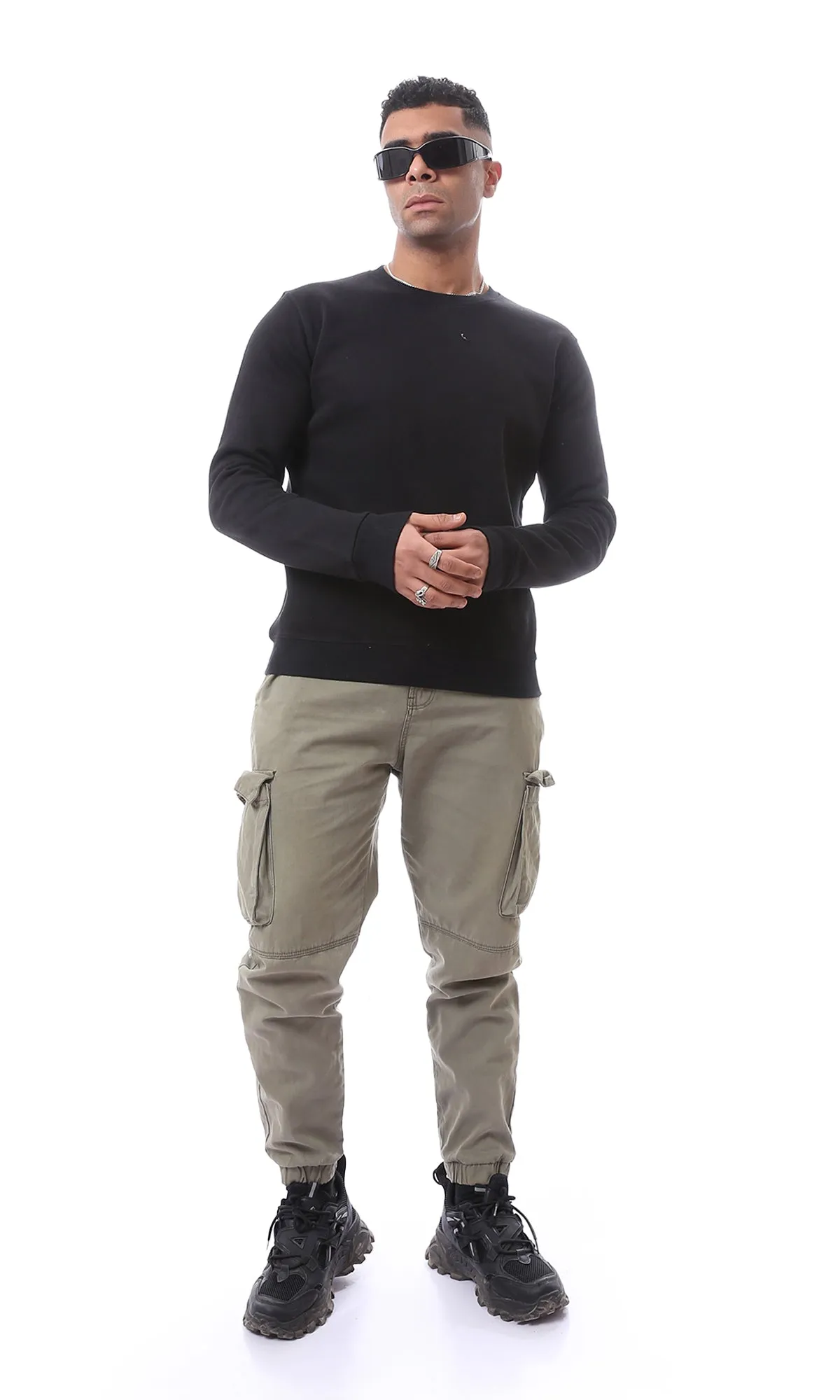 94411 Essential Round Neck Sweatshirt With Inner Fleece - Black