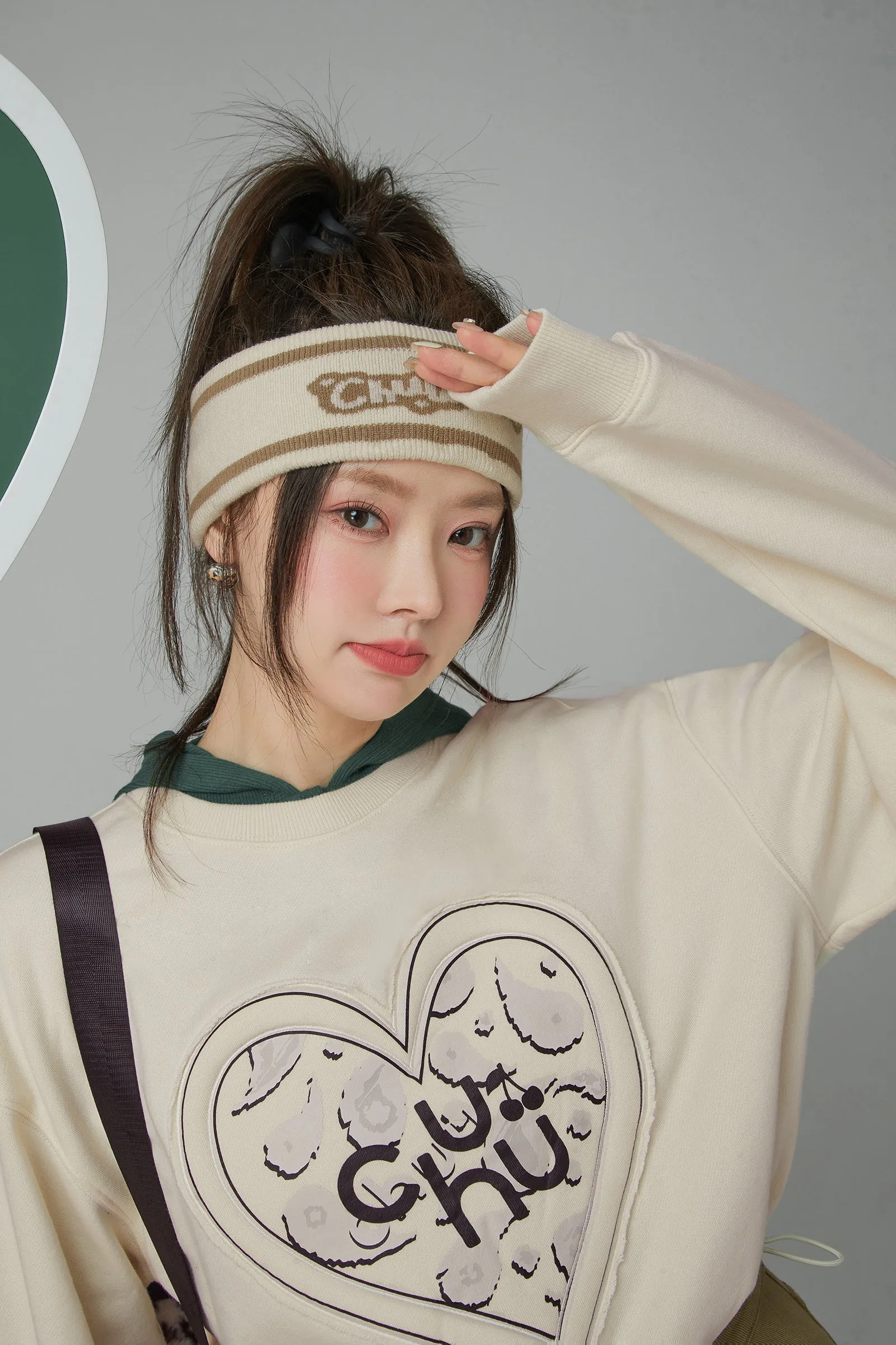 Chuu Heart Print Crop Sweatshirt