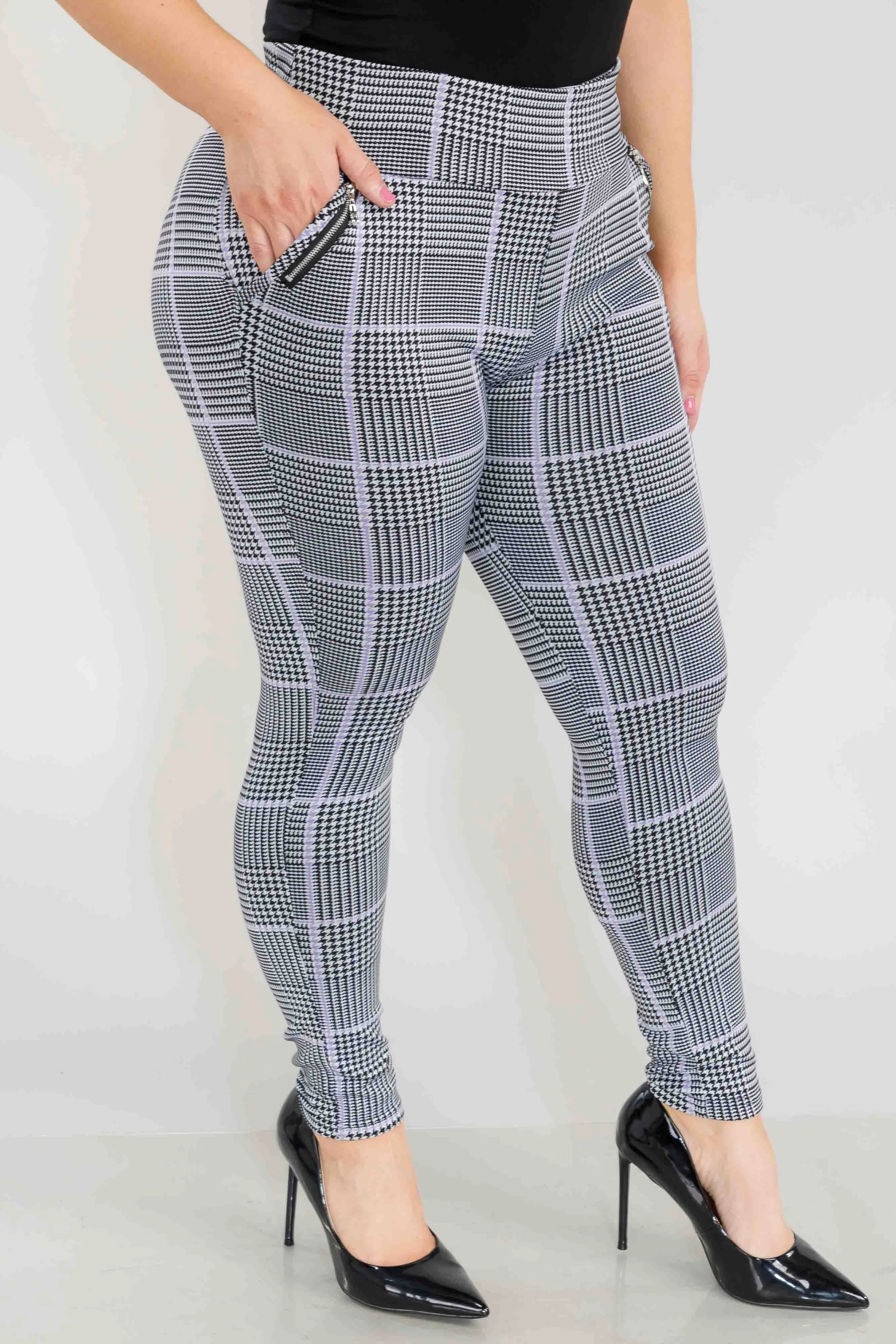 Plus Size Treggings With Zipper Pocket Trim - Black, White, Mauve Plaid