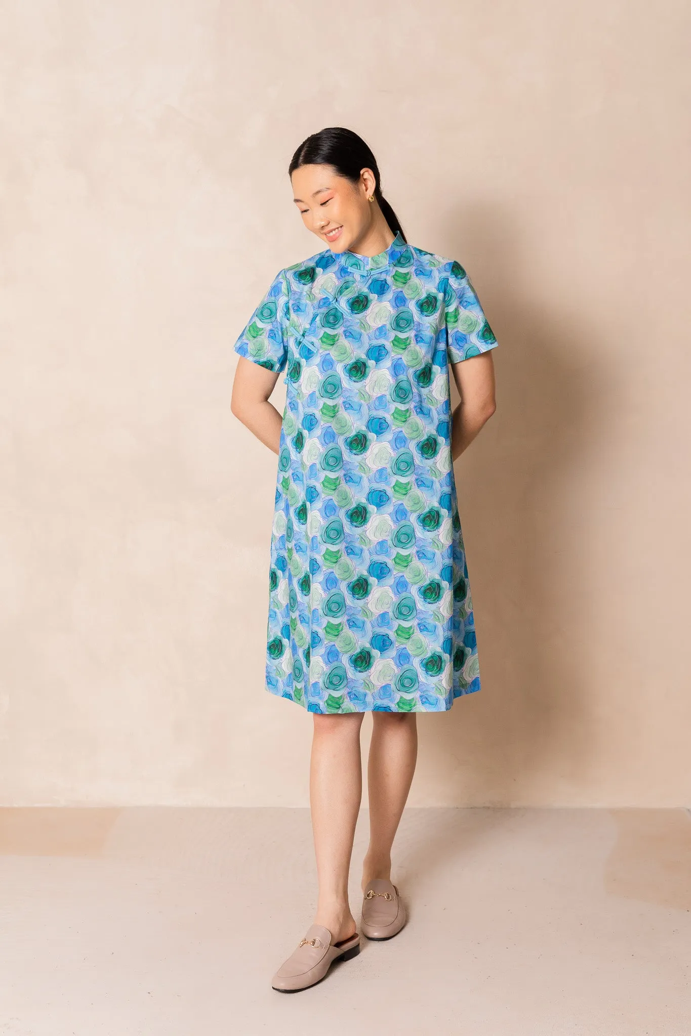 Water Colour Blue Rose Short Sleeve Cheongsam Midi Dress