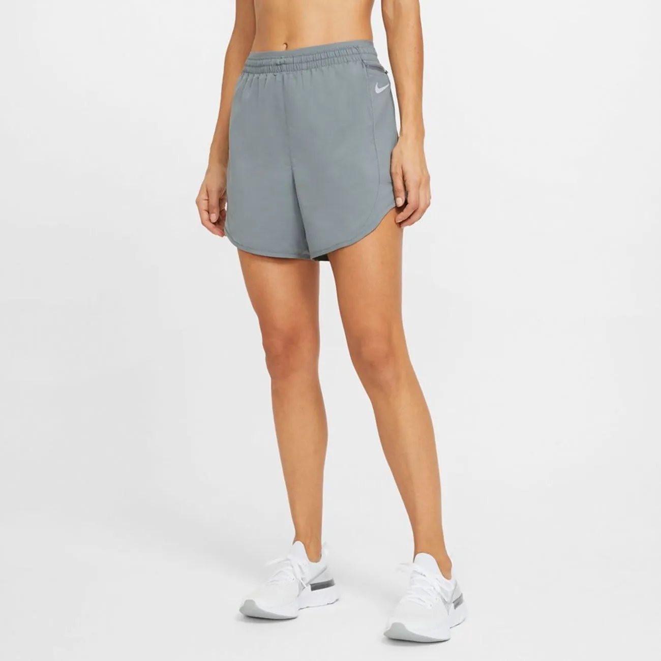 Women's Nike Tempo Luxe 5" Short